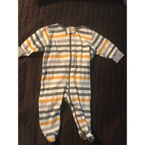 Infant clothing